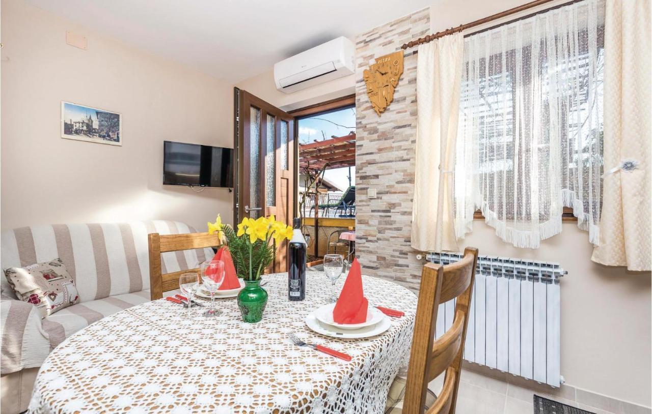Cozy Apartment In Lovran With Kitchen Extérieur photo